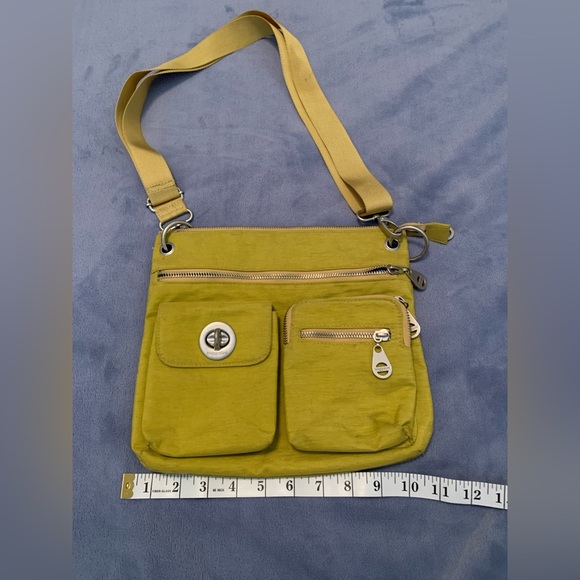 Baggallini Bags| Sydney Bag Green Nylon Crossbody Purse - Picture 2 of 16